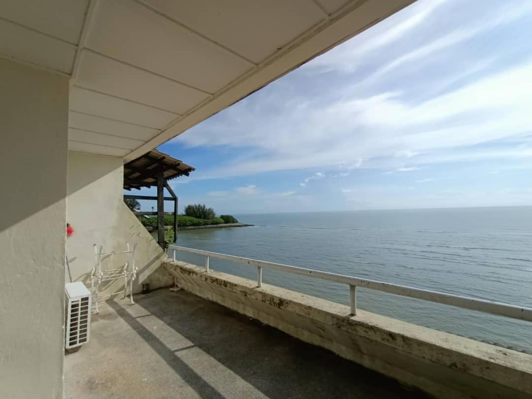 Paradise Seaview Homestay Port Dickson Exterior photo